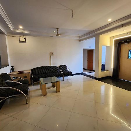 Hotel Kalasai Shirdi Εξωτερικό φωτογραφία