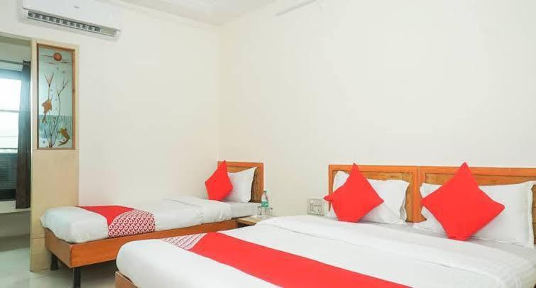 Hotel Kalasai Shirdi Εξωτερικό φωτογραφία
